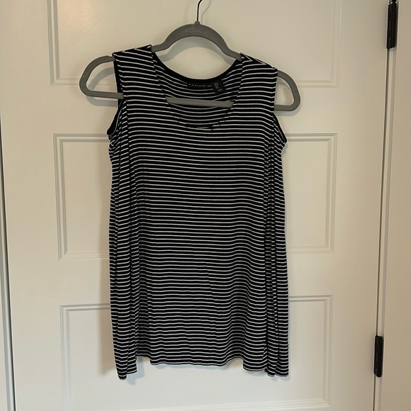 Tahari Women’s Black and White Striped Longsleeve Cold Shoulder Top Small - Picture 1 of 9